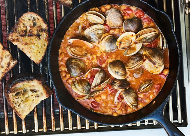  Chile-Lime Clams with Tomatoes & Grilled Bread